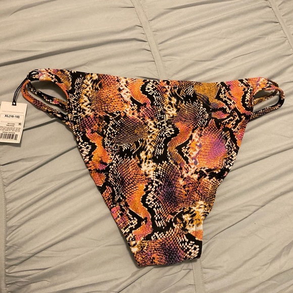 Women’s Bikini Bottom only. - Picture 4 of 7